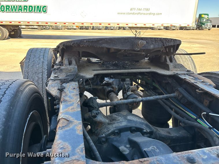 image for item FG1072 2017 Freightliner Cascadia 125 semi truck