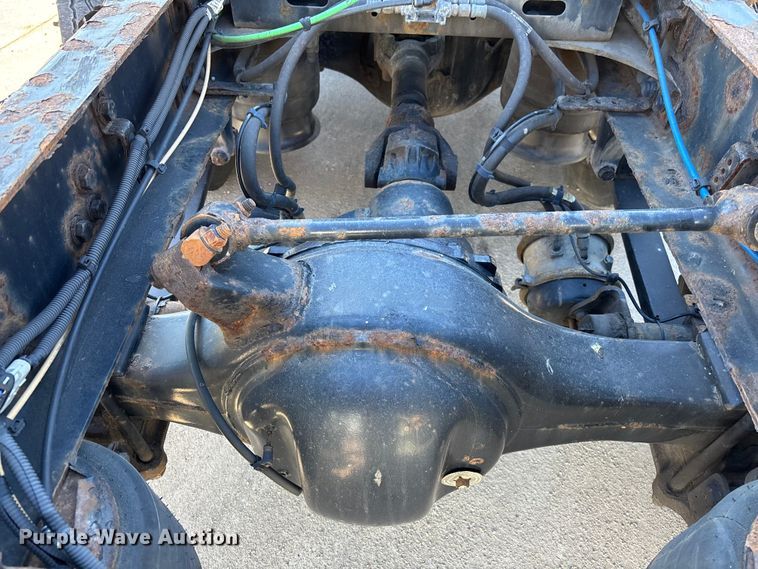 image for item FG1072 2017 Freightliner Cascadia 125 semi truck