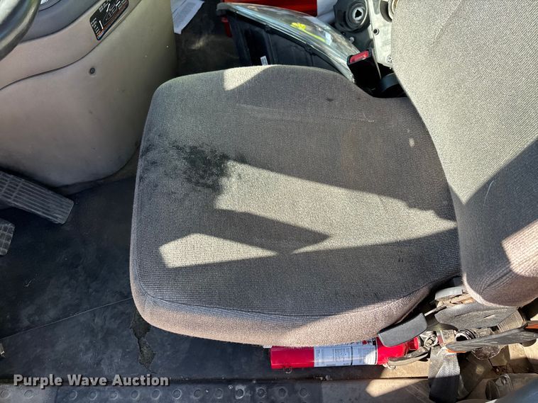 image for item FG1072 2017 Freightliner Cascadia 125 semi truck