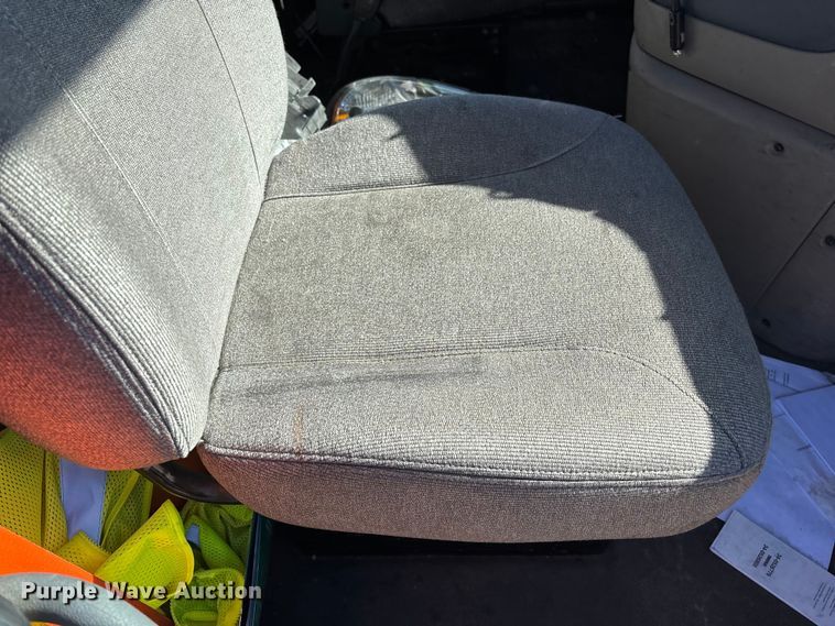 image for item FG1072 2017 Freightliner Cascadia 125 semi truck