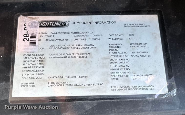 image for item FG1072 2017 Freightliner Cascadia 125 semi truck