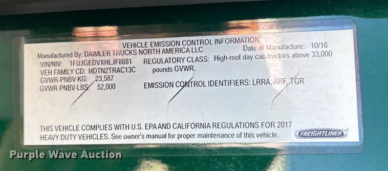 image for item FG1072 2017 Freightliner Cascadia 125 semi truck