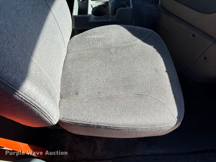 image for item FG1073 2017 Freightliner Cascadia 125 semi truck