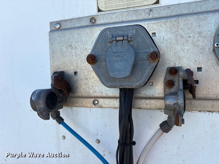 image for item FG1075 2013 Strick dry van trailer