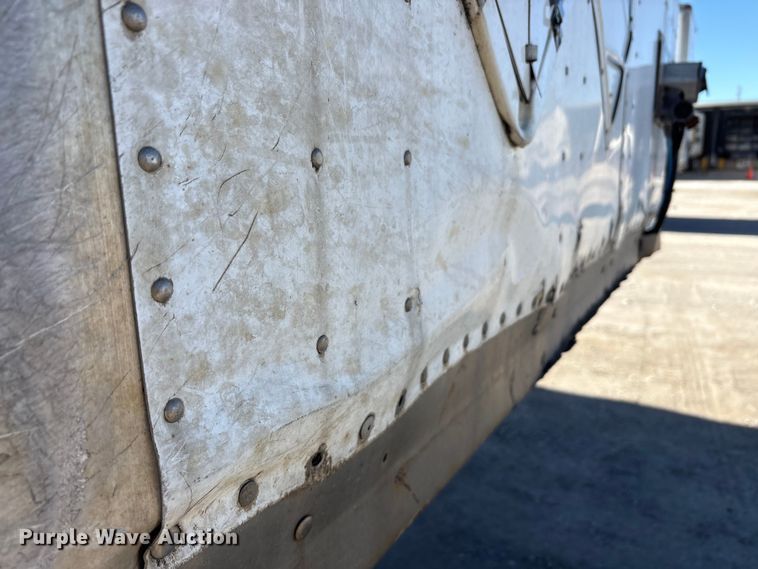 image for item FG1075 2013 Strick dry van trailer