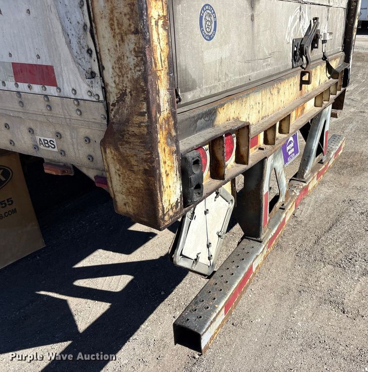 image for item FG1075 2013 Strick dry van trailer