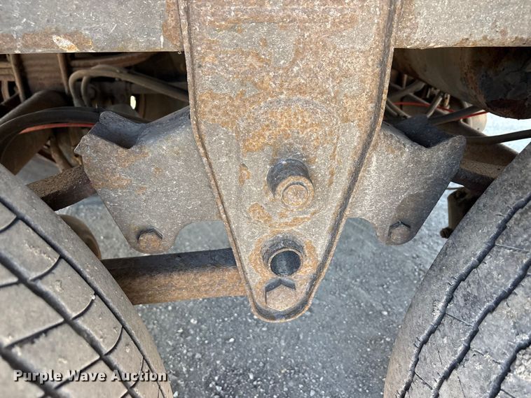 image for item FG1075 2013 Strick dry van trailer