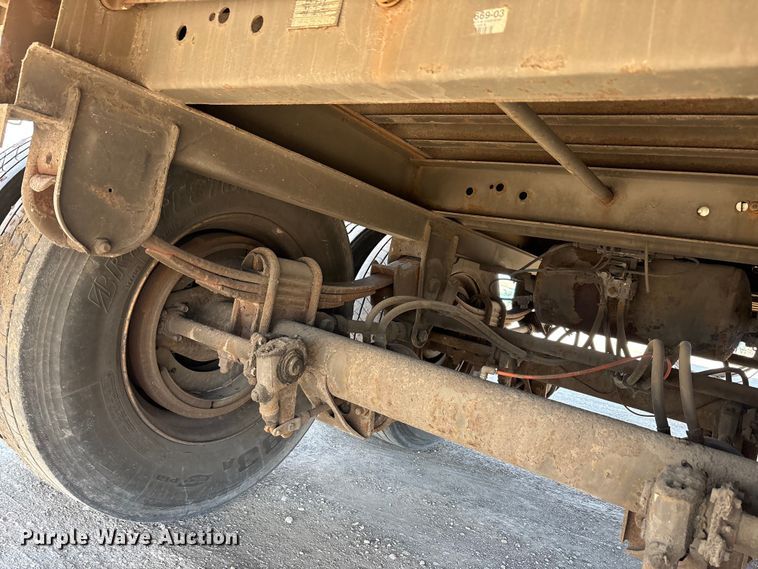 image for item FG1075 2013 Strick dry van trailer