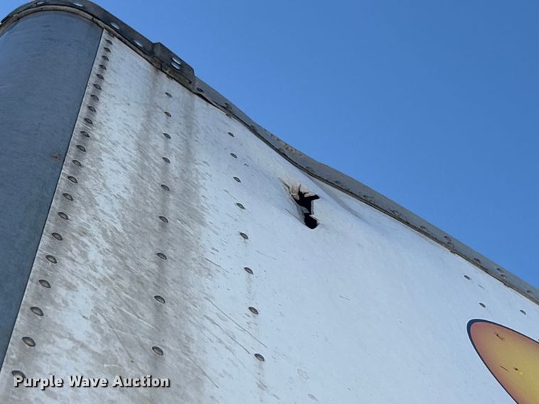 image for item FG1076 2013 Strick dry van trailer