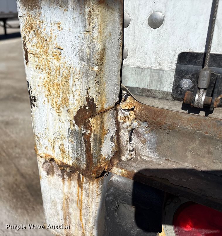 image for item FG1076 2013 Strick dry van trailer