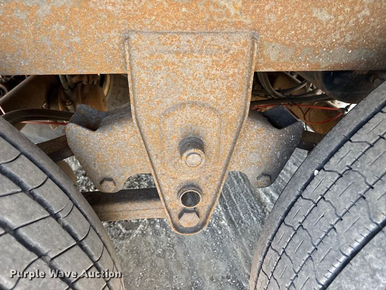 image for item FG1076 2013 Strick dry van trailer