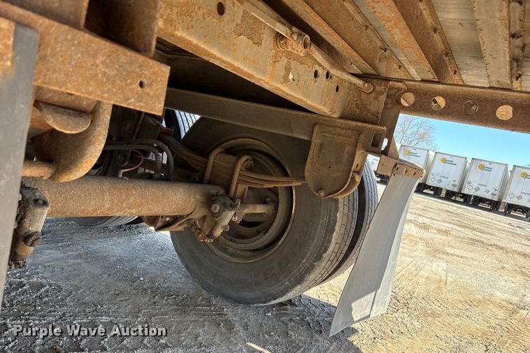 image for item FG1076 2013 Strick dry van trailer