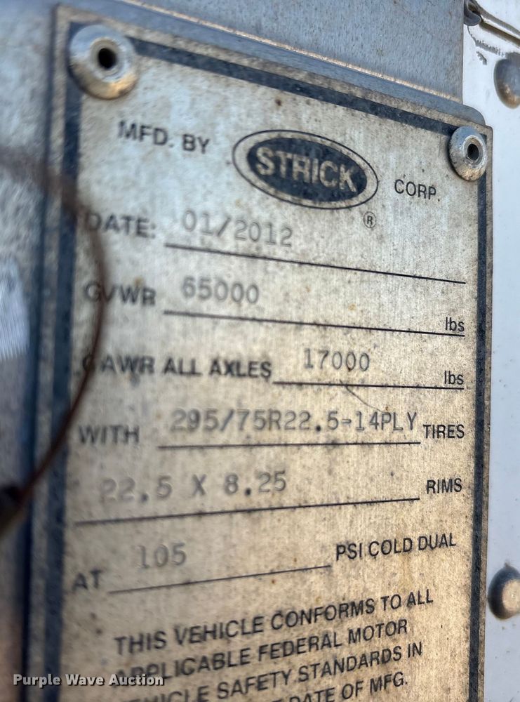 image for item FG1076 2013 Strick dry van trailer