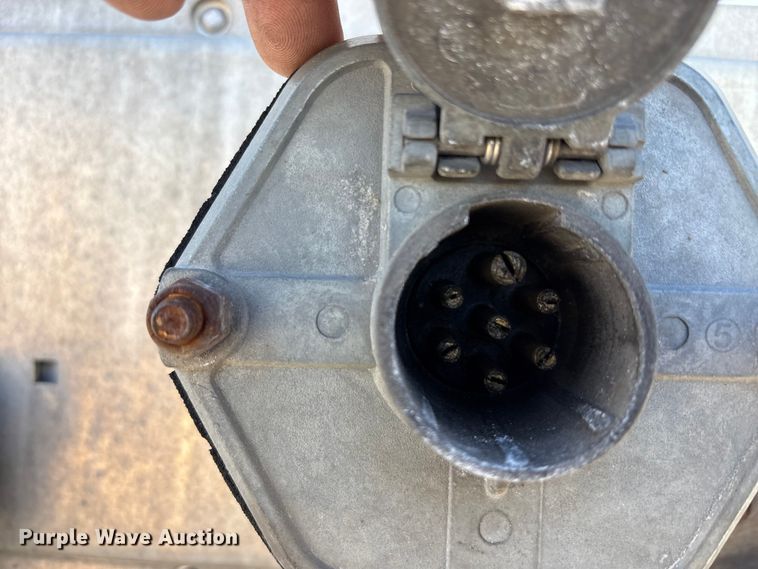 image for item FG1077 2013 Strick dry van trailer