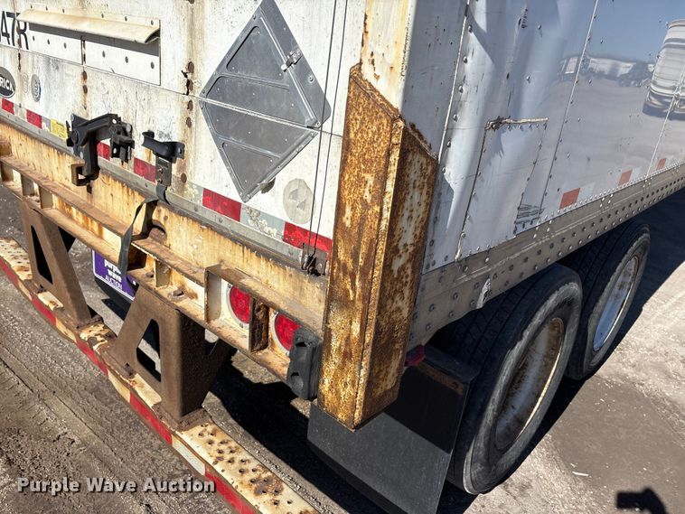 image for item FG1077 2013 Strick dry van trailer