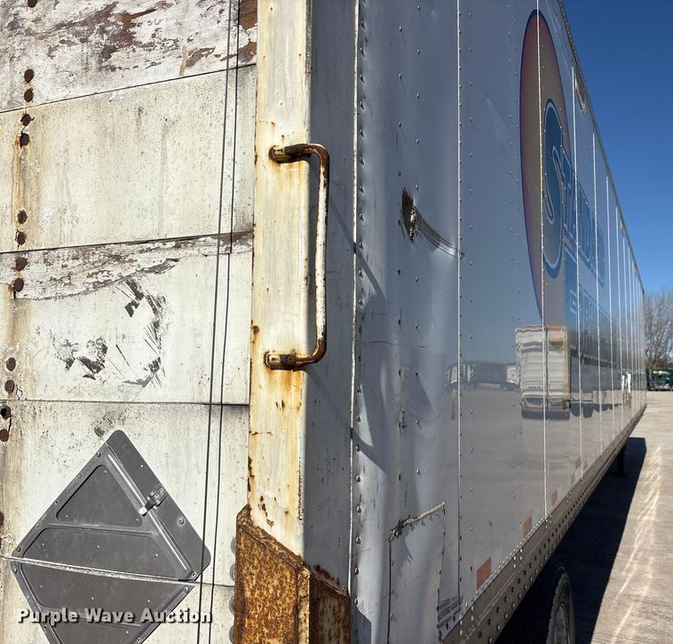 image for item FG1077 2013 Strick dry van trailer