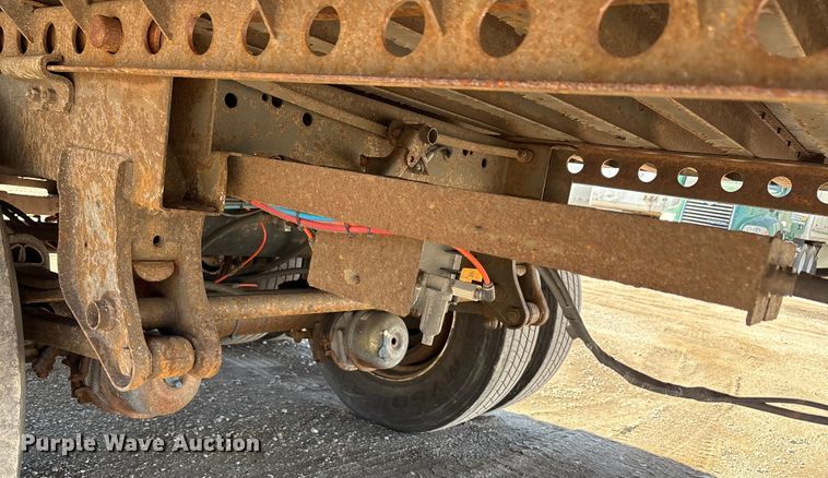 image for item FG1077 2013 Strick dry van trailer