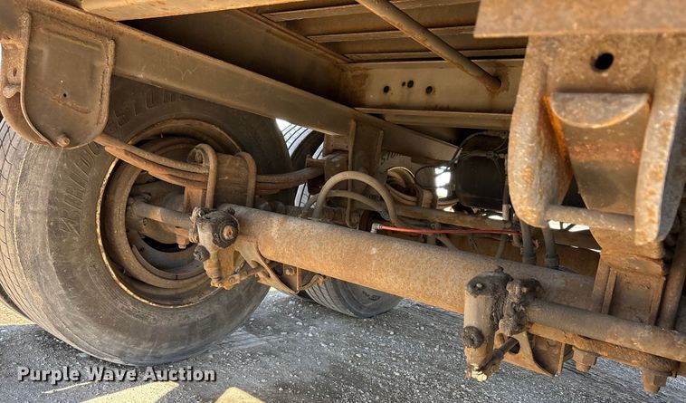 image for item FG1077 2013 Strick dry van trailer