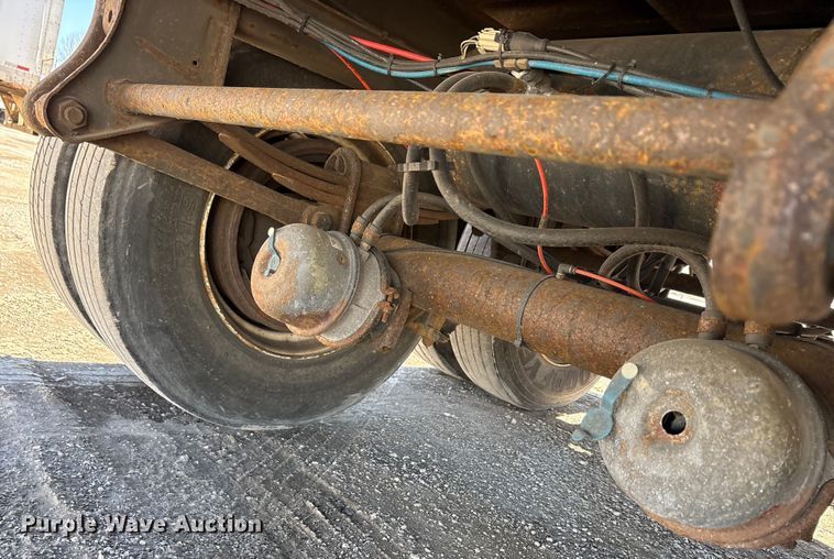 image for item FG1077 2013 Strick dry van trailer