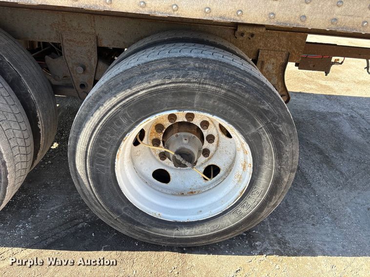 image for item FG1077 2013 Strick dry van trailer