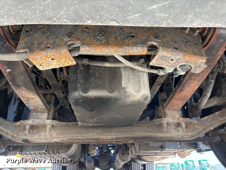 image for item FG1078 2017 Freightliner Cascadia 125 semi truck