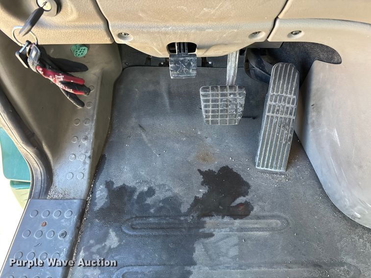 image for item FG1078 2017 Freightliner Cascadia 125 semi truck