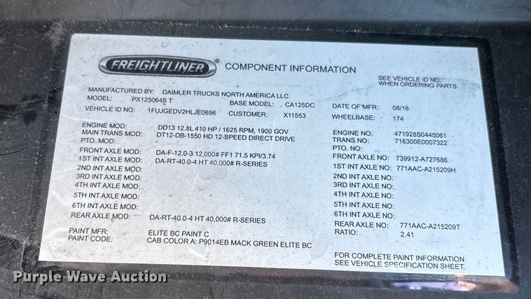image for item FG1078 2017 Freightliner Cascadia 125 semi truck