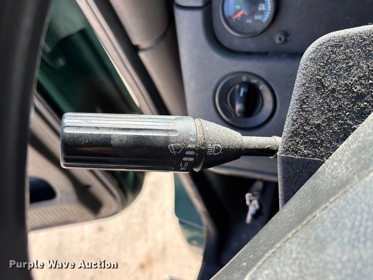 image for item FG1079 2017 Freightliner Cascadia 125 semi truck