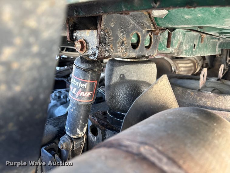 image for item FG1080 2016 Mack CXU613 semi truck