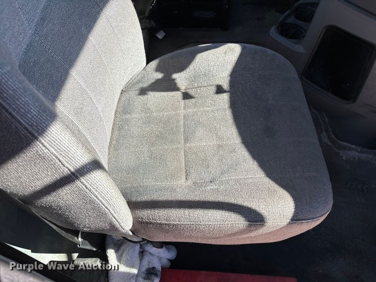 image for item FG1080 2016 Mack CXU613 semi truck