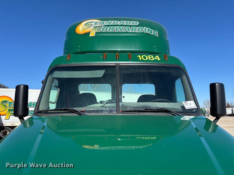 image for item FG1081 2017 Freightliner Cascadia 125 semi truck