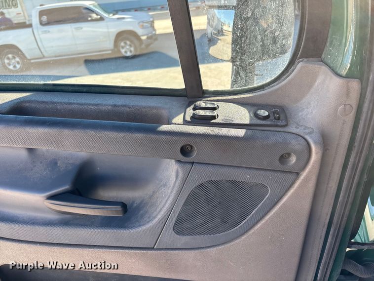 image for item FG1081 2017 Freightliner Cascadia 125 semi truck