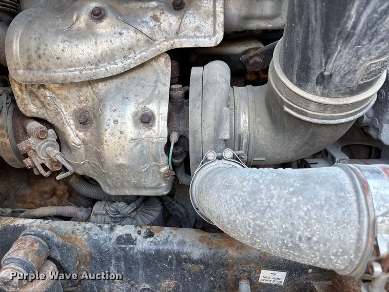 image for item FG1081 2017 Freightliner Cascadia 125 semi truck