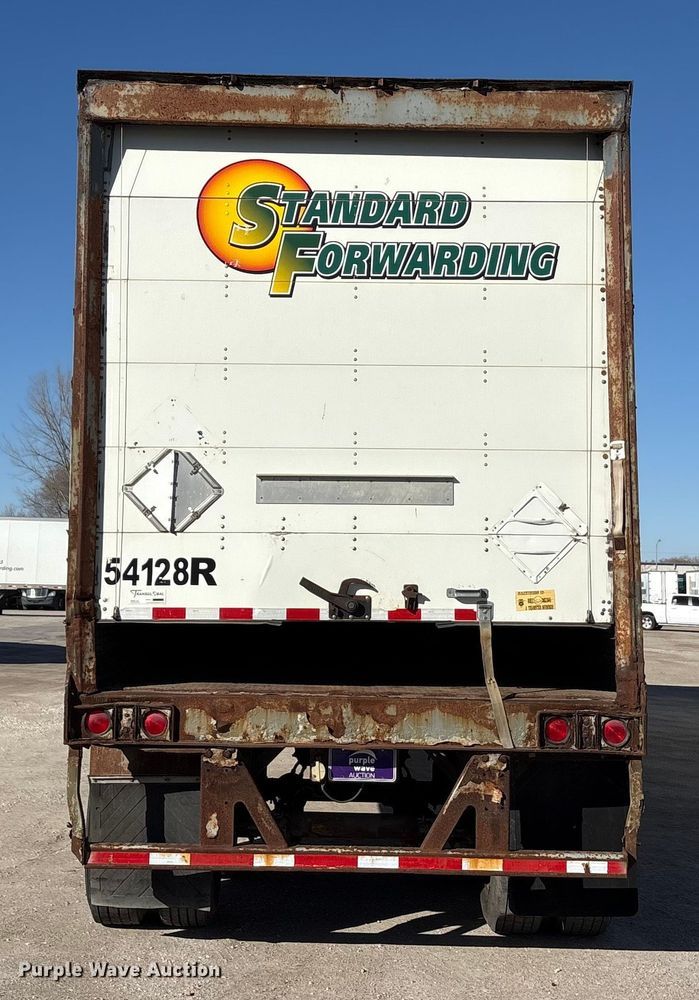 image for item FG1082 2007 Wabash dry van trailer