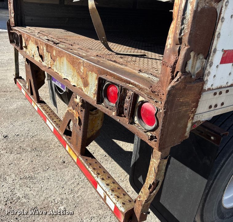 image for item FG1082 2007 Wabash dry van trailer