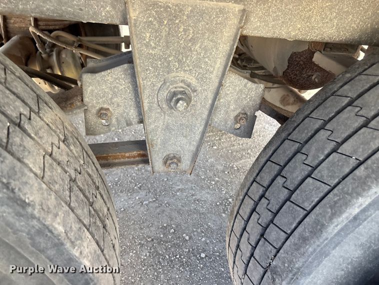 image for item FG1082 2007 Wabash dry van trailer