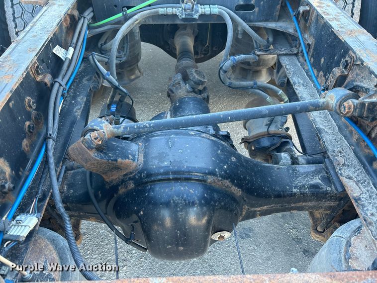 image for item FG1088 2017 Freightliner Cascadia 125 semi truck