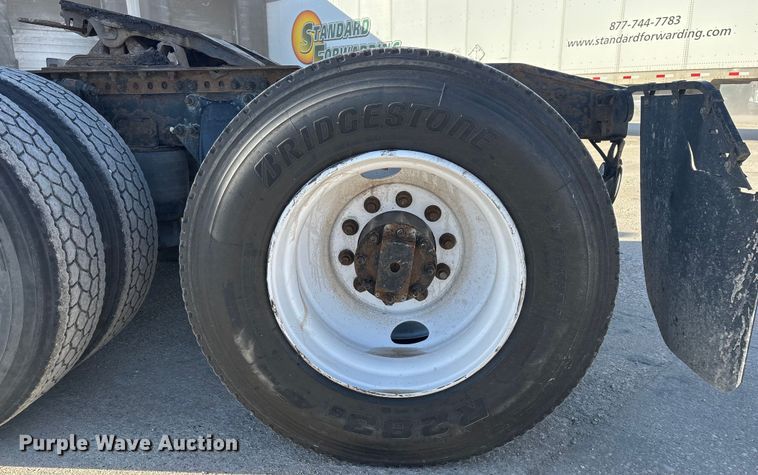 image for item FG1088 2017 Freightliner Cascadia 125 semi truck