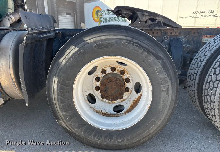 image for item FG1088 2017 Freightliner Cascadia 125 semi truck