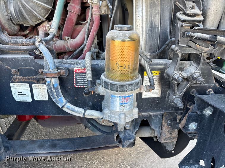 image for item FG1089 2013 Mack CXU613 semi truck