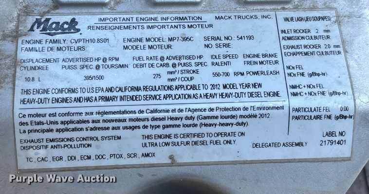 image for item FG1089 2013 Mack CXU613 semi truck