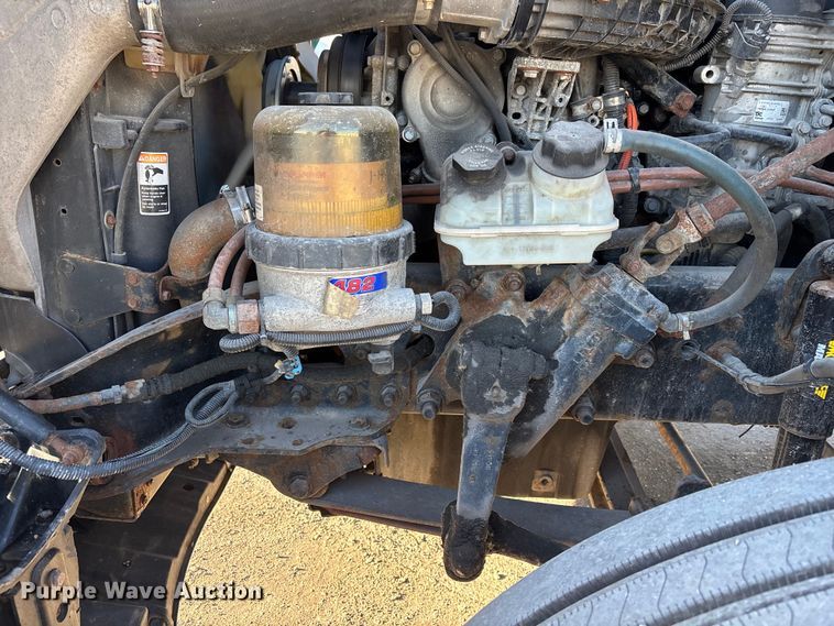 image for item FG1090 2017 Freightliner Cascadia 125 semi truck