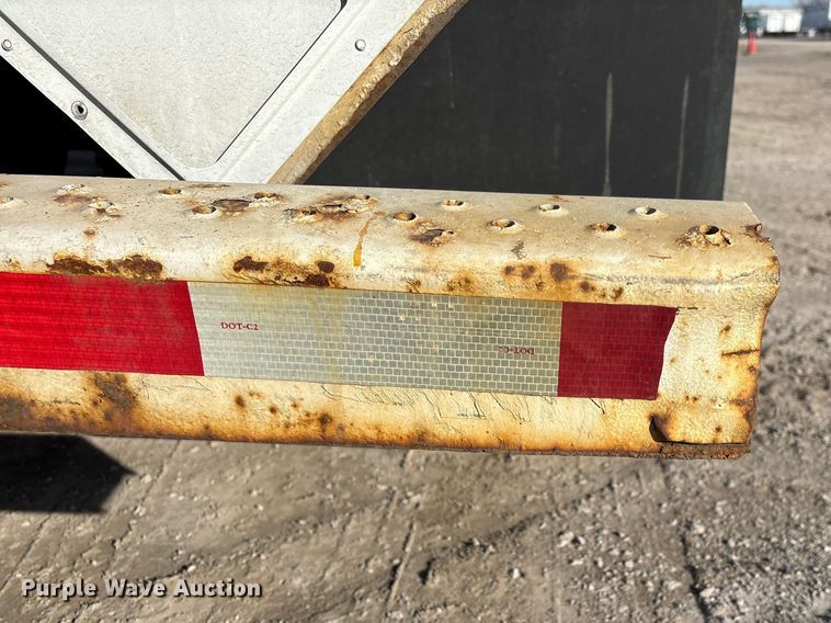 image for item FG1093 2013 Strick dry van trailer