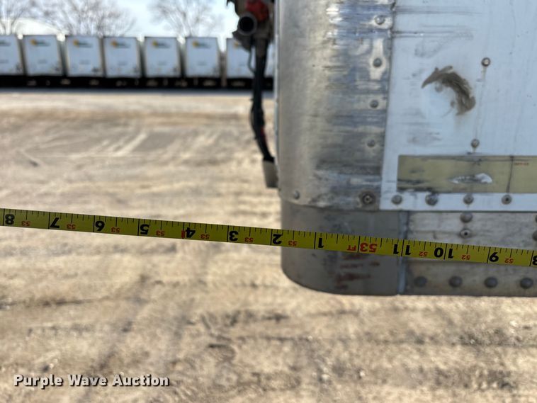 image for item FG1093 2013 Strick dry van trailer