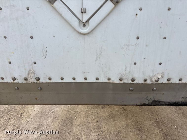 image for item FG1095 2013 Strick dry van trailer