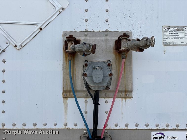 image for item FG1096 2007 Wabash dry van trailer