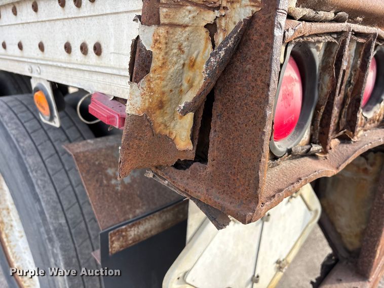 image for item FG1096 2007 Wabash dry van trailer