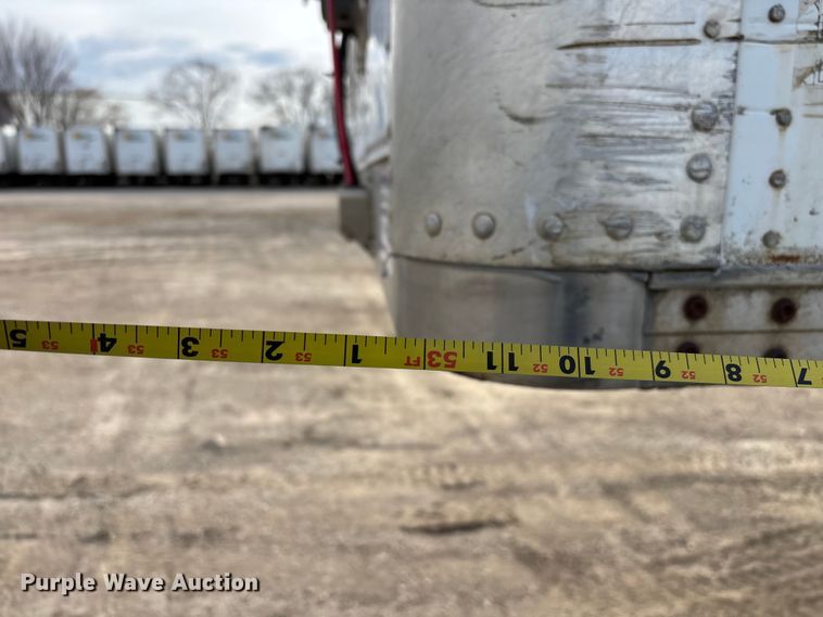 image for item FG1096 2007 Wabash dry van trailer