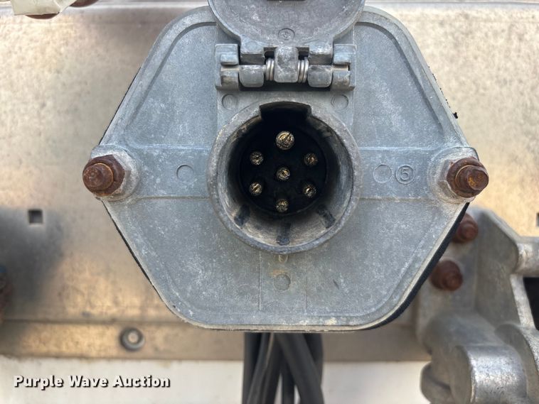 image for item FG1097 2013 Strick dry van trailer