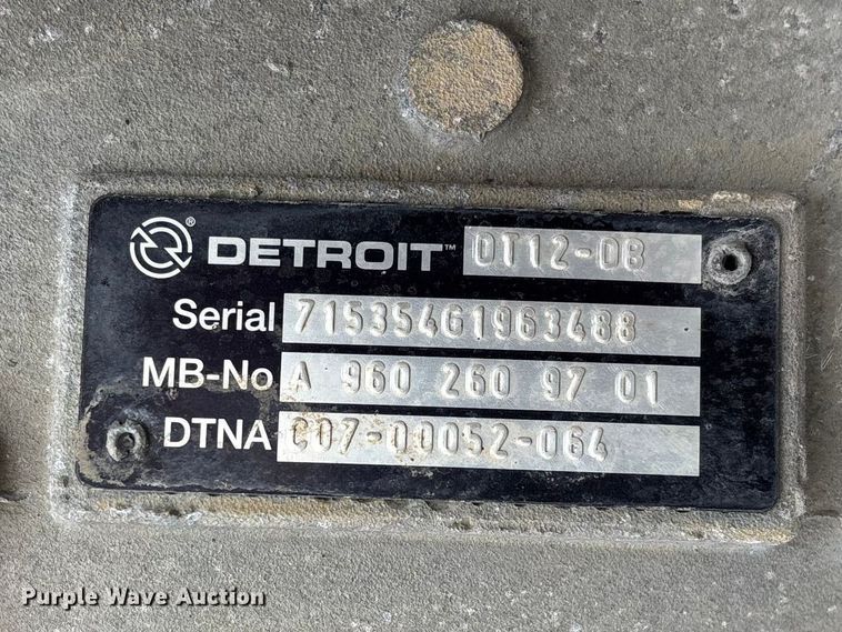 image for item FG1098 2017 Freightliner Cascadia 125 semi truck